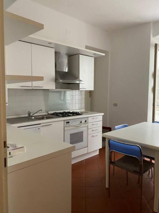 Il Salotto Sul Gombito Apartment